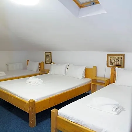 Km 0 Hostel Bucharest